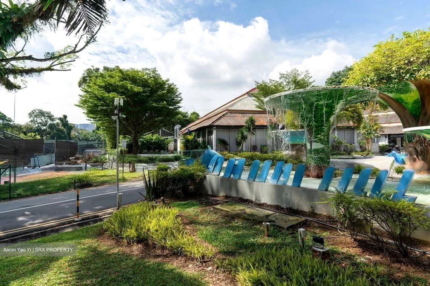 Dempsey Road (D10), Retail #636292171